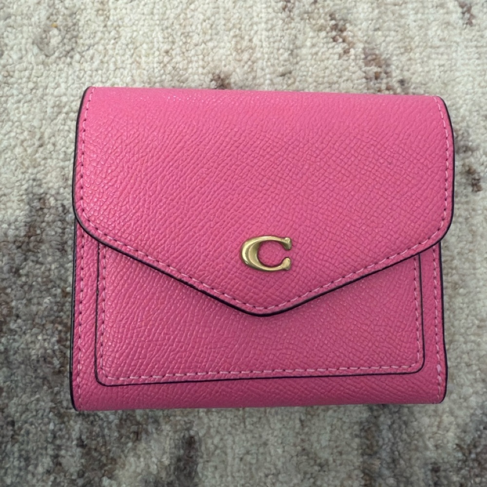 Coach WYN Small Wallet